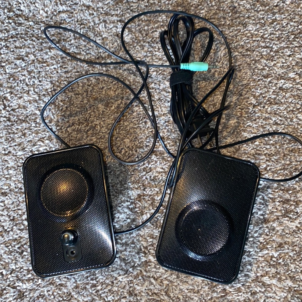 2/10 Amazon Computer Speakers